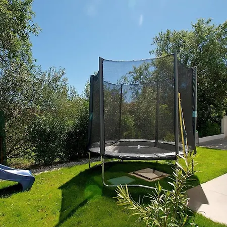 Mit Privatpool Fuer 8 Personen Ca 125 Qm In Sisan, Istrien Suedkueste Von Istrien *